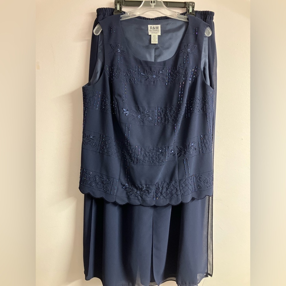 R & M Richards Women’s 2-Piece Pantsuit Set, 20W, Navy Blue, Embellished